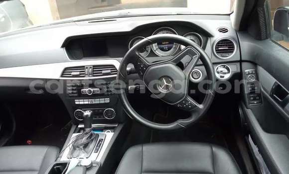 Acheter Occasion Voiture Mercedes‒Benz 200 Blanc à Ezulwini, Hhohho Acheter Occasion Voiture Mercedes‒Benz 200 Blanc à Ezulwini, Hhohho