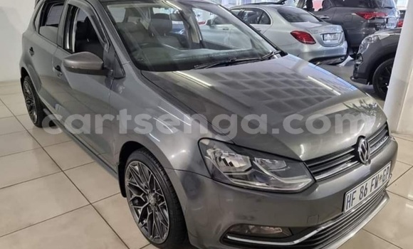 Nunua Ilio tumika Volkswagen Polo Black Gari ndani ya Ezulwini nchini Hhohho Nunua Ilio tumika Volkswagen Polo Black Gari ndani ya Ezulwini nchini Hhohho