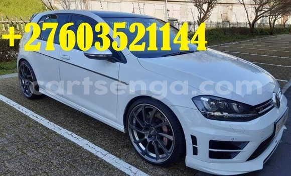 Nunua Ilio tumika Volkswagen Golf White Gari ndani ya Mbabane nchini Manzini