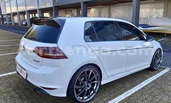 Buy Used Volkswagen Golf White Car in Mbabane in Manzini Buy Used Volkswagen Golf White Car in Mbabane in Manzini