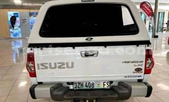 Buy Used Isuzu KB White Car in Mbabane in Manzini Buy Used Isuzu KB White Car in Mbabane in Manzini