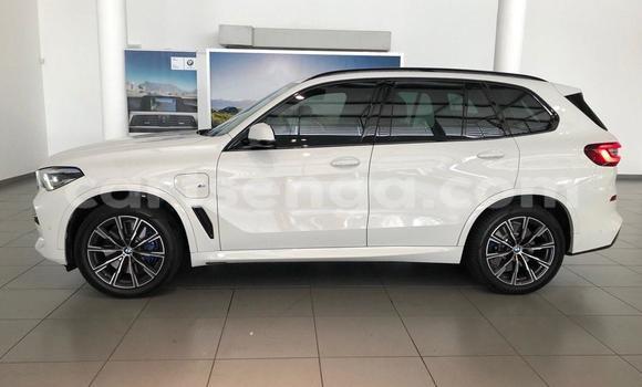 Acheter Occasion Voiture BMW X5 M Blanc à Mbabane, Manzini Acheter Occasion Voiture BMW X5 M Blanc à Mbabane, Manzini