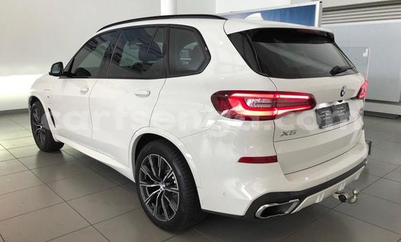 Acheter Occasion Voiture BMW X5 M Blanc à Mbabane, Manzini Acheter Occasion Voiture BMW X5 M Blanc à Mbabane, Manzini