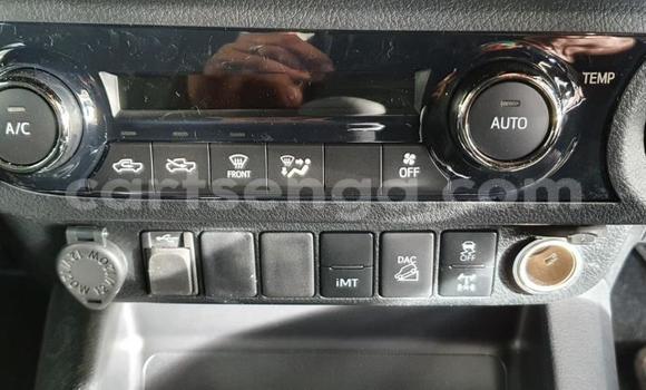 Buy Used Toyota Hilux Blue Car in Ezulwini in Hhohho Buy Used Toyota Hilux Blue Car in Ezulwini in Hhohho