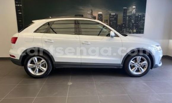 Nunua Ilio tumika Audi Q3 White Gari ndani ya Big Bend nchini Wilaya ya Lubombo Nunua Ilio tumika Audi Q3 White Gari ndani ya Big Bend nchini Wilaya ya Lubombo