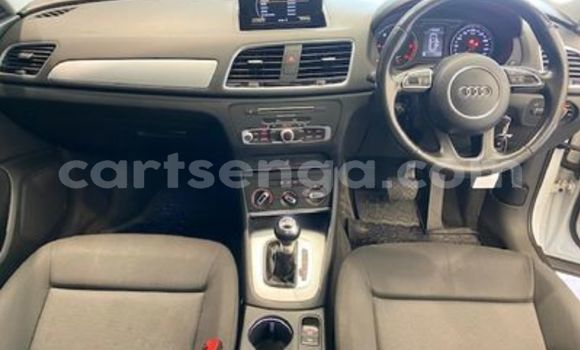 Nunua Ilio tumika Audi Q3 White Gari ndani ya Big Bend nchini Wilaya ya Lubombo Nunua Ilio tumika Audi Q3 White Gari ndani ya Big Bend nchini Wilaya ya Lubombo