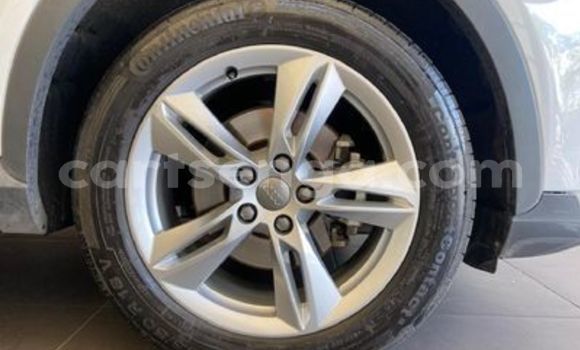 Nunua Ilio tumika Audi Q3 White Gari ndani ya Big Bend nchini Wilaya ya Lubombo Nunua Ilio tumika Audi Q3 White Gari ndani ya Big Bend nchini Wilaya ya Lubombo