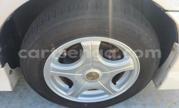 Acheter Occasion Voiture Toyota FunCargo Autre à Bulembu, Hhohho Acheter Occasion Voiture Toyota FunCargo Autre à Bulembu, Hhohho