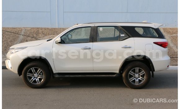 Buy Import Toyota Fortuner Black Car in Import - Dubai in Hhohho Buy Import Toyota Fortuner Black Car in Import - Dubai in Hhohho