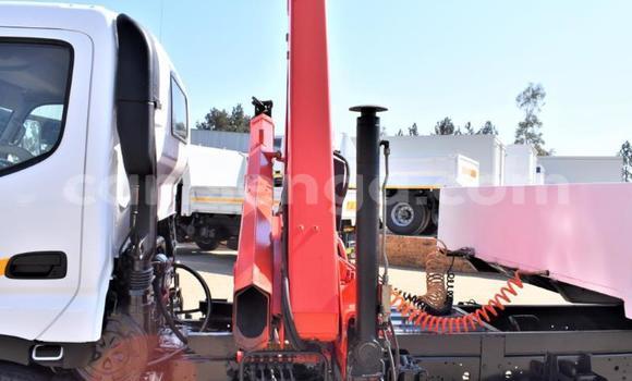 Buy Used Toyota Dyna White Truck in Bulembu in Hhohho Buy Used Toyota Dyna White Truck in Bulembu in Hhohho