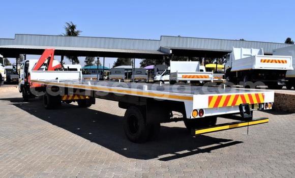 Buy Used Toyota Dyna White Truck in Bulembu in Hhohho Buy Used Toyota Dyna White Truck in Bulembu in Hhohho