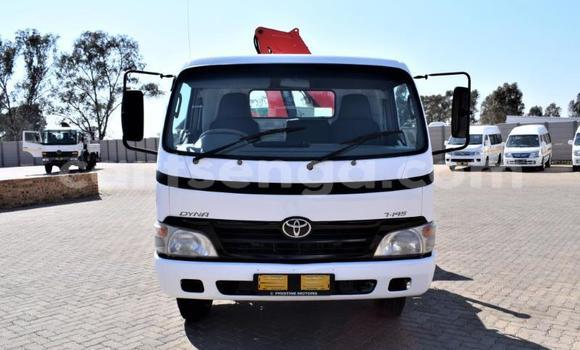 Buy Used Toyota Dyna White Truck in Bulembu in Hhohho Buy Used Toyota Dyna White Truck in Bulembu in Hhohho
