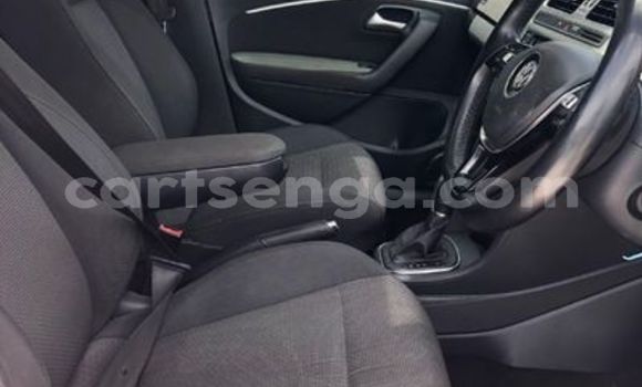 Acheter Occasion Voiture Volkswagen Polo Rouge à Bulembu, Hhohho Acheter Occasion Voiture Volkswagen Polo Rouge à Bulembu, Hhohho