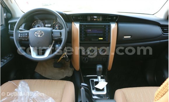 Buy Import Toyota Fortuner Black Car in Import - Dubai in Hhohho Buy Import Toyota Fortuner Black Car in Import - Dubai in Hhohho