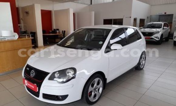 Nunua Ilio tumika Volkswagen Polo GTI White Gari ndani ya Bulembu nchini Hhohho Nunua Ilio tumika Volkswagen Polo GTI White Gari ndani ya Bulembu nchini Hhohho