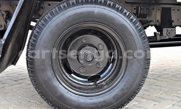 Acheter Occasion Utilitaire Nissan UD Blanc à Bulembu, Hhohho Acheter Occasion Utilitaire Nissan UD Blanc à Bulembu, Hhohho