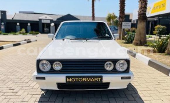 Acheter Occasion Voiture Volkswagen Golf Blanc à Bulembu, Hhohho Acheter Occasion Voiture Volkswagen Golf Blanc à Bulembu, Hhohho