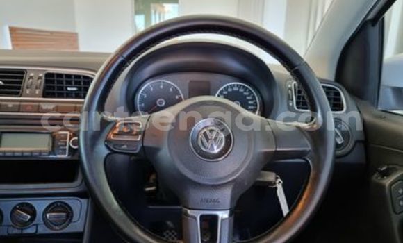 Acheter Occasion Voiture Volkswagen Polo Blanc à Bulembu, Hhohho Acheter Occasion Voiture Volkswagen Polo Blanc à Bulembu, Hhohho