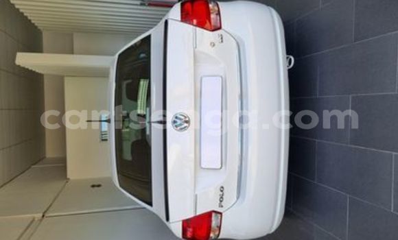 Acheter Occasion Voiture Volkswagen Polo Blanc à Bulembu, Hhohho Acheter Occasion Voiture Volkswagen Polo Blanc à Bulembu, Hhohho