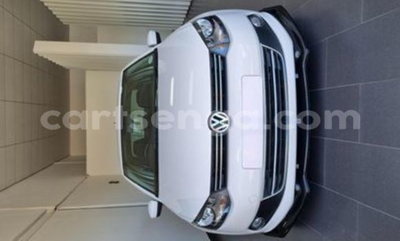 Acheter Occasion Voiture Volkswagen Polo Blanc à Bulembu, Hhohho Acheter Occasion Voiture Volkswagen Polo Blanc à Bulembu, Hhohho