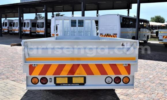 Acheter Occasion Utilitaire Toyota Dyna Blanc à Bulembu, Hhohho Acheter Occasion Utilitaire Toyota Dyna Blanc à Bulembu, Hhohho