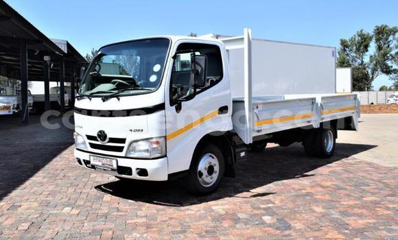 Acheter Occasion Utilitaire Toyota Dyna Blanc à Bulembu, Hhohho Acheter Occasion Utilitaire Toyota Dyna Blanc à Bulembu, Hhohho