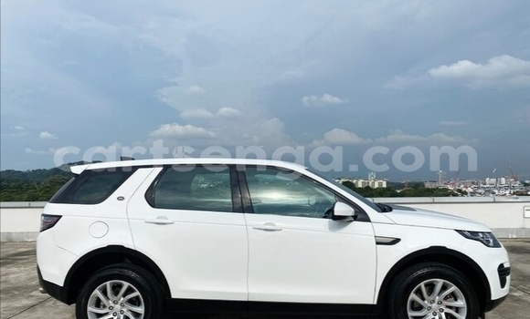 Acheter Occasion Voiture Land Rover Discovery Sport Blanc à Big Bend, Lubombo Acheter Occasion Voiture Land Rover Discovery Sport Blanc à Big Bend, Lubombo