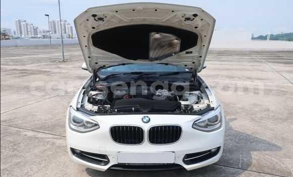 Acheter Occasion Voiture BMW 1-Series Blanc à Big Bend, Lubombo Acheter Occasion Voiture BMW 1-Series Blanc à Big Bend, Lubombo