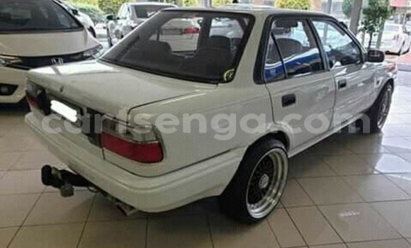 Nunua Ilio tumika Toyota Corolla White Gari ndani ya Hluti nchini Wilaya ya Shiselweni Nunua Ilio tumika Toyota Corolla White Gari ndani ya Hluti nchini Wilaya ya Shiselweni