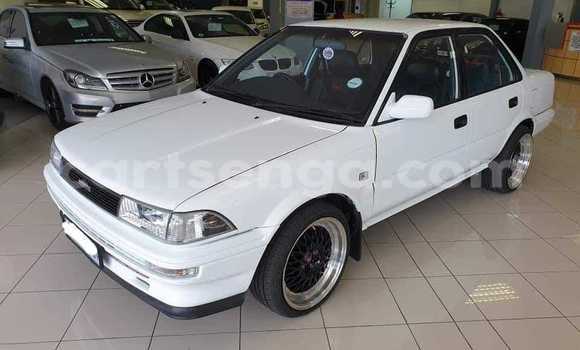 Nunua Ilio tumika Toyota Corolla White Gari ndani ya Hluti nchini Wilaya ya Shiselweni Nunua Ilio tumika Toyota Corolla White Gari ndani ya Hluti nchini Wilaya ya Shiselweni
