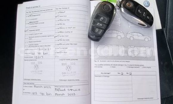 Nunua Ilio tumika Volkswagen Touareg Silver Gari ndani ya Mbabane nchini Manzini Nunua Ilio tumika Volkswagen Touareg Silver Gari ndani ya Mbabane nchini Manzini