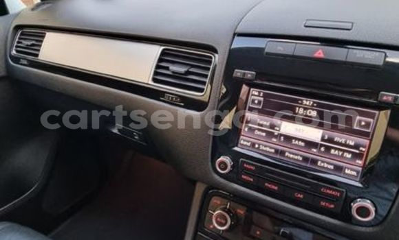 Nunua Ilio tumika Volkswagen Touareg Silver Gari ndani ya Mbabane nchini Manzini Nunua Ilio tumika Volkswagen Touareg Silver Gari ndani ya Mbabane nchini Manzini