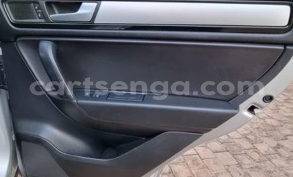 Nunua Ilio tumika Volkswagen Touareg Silver Gari ndani ya Mbabane nchini Manzini Nunua Ilio tumika Volkswagen Touareg Silver Gari ndani ya Mbabane nchini Manzini