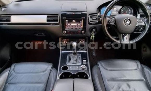 Nunua Ilio tumika Volkswagen Touareg Silver Gari ndani ya Mbabane nchini Manzini Nunua Ilio tumika Volkswagen Touareg Silver Gari ndani ya Mbabane nchini Manzini
