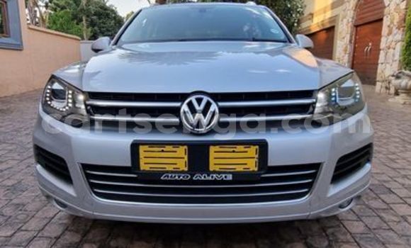 Nunua Ilio tumika Volkswagen Touareg Silver Gari ndani ya Mbabane nchini Manzini Nunua Ilio tumika Volkswagen Touareg Silver Gari ndani ya Mbabane nchini Manzini