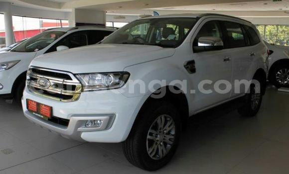 Buy Used Ford Everest White Car in Mbabane in Manzini Buy Used Ford Everest White Car in Mbabane in Manzini