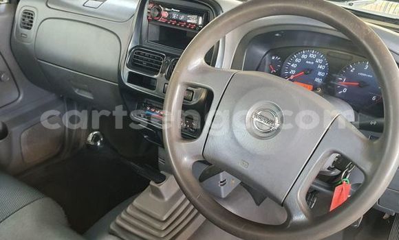 Nunua Ilio tumika Nissan NP 300 White Gari ndani ya Big Bend nchini Lubombo Nunua Ilio tumika Nissan NP 300 White Gari ndani ya Big Bend nchini Lubombo