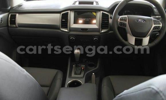 Buy Used Ford Everest White Car in Mbabane in Manzini Buy Used Ford Everest White Car in Mbabane in Manzini
