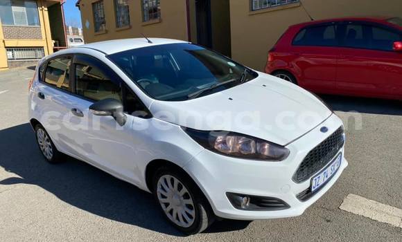 Buy Used Ford Focus RS White Car in Matsapha in Manzini