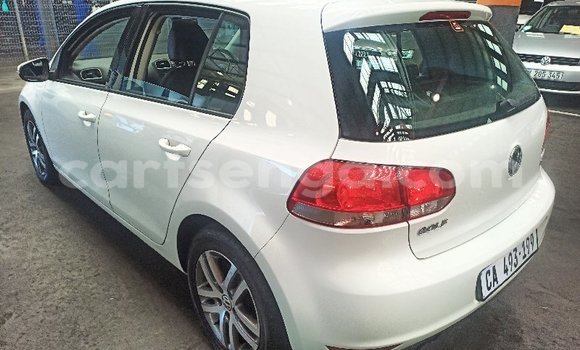 Nunua Ilio tumika Volkswagen Golf White Gari ndani ya Manzini nchini Manzini Nunua Ilio tumika Volkswagen Golf White Gari ndani ya Manzini nchini Manzini