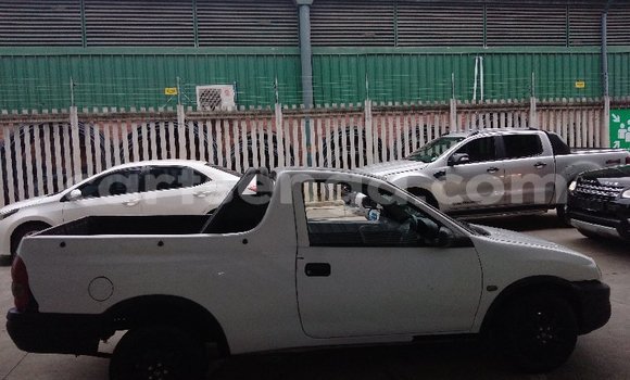 Nunua Ilio tumika Opel Corsa White Gari ndani ya Manzini nchini Manzini Nunua Ilio tumika Opel Corsa White Gari ndani ya Manzini nchini Manzini