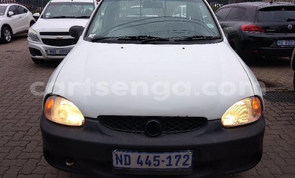 Nunua Ilio tumika Opel Corsa White Gari ndani ya Manzini nchini Manzini Nunua Ilio tumika Opel Corsa White Gari ndani ya Manzini nchini Manzini