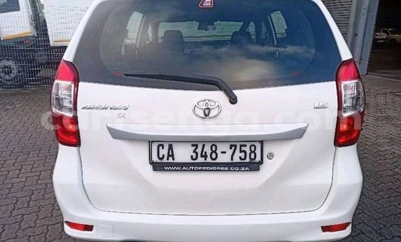 Nunua Ilio tumika Toyota Avanza White Gari ndani ya Manzini nchini Manzini Nunua Ilio tumika Toyota Avanza White Gari ndani ya Manzini nchini Manzini