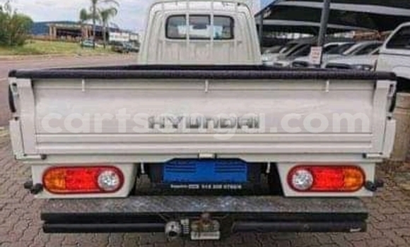 Nunua Ilio tumika Hyundai H1 White Gari ndani ya Manzini nchini Manzini Nunua Ilio tumika Hyundai H1 White Gari ndani ya Manzini nchini Manzini