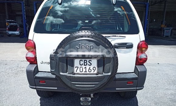 Nunua Ilio tumika Jeep Cherokee White Gari ndani ya Manzini nchini Manzini Nunua Ilio tumika Jeep Cherokee White Gari ndani ya Manzini nchini Manzini