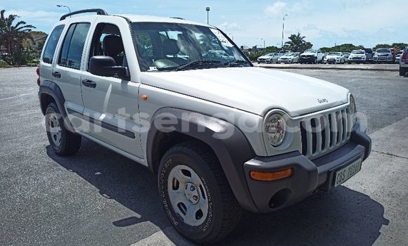 Nunua Ilio tumika Jeep Cherokee White Gari ndani ya Manzini nchini Manzini Nunua Ilio tumika Jeep Cherokee White Gari ndani ya Manzini nchini Manzini