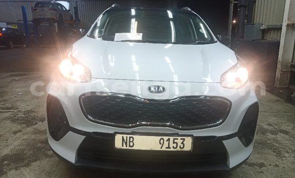 Nunua Ilio tumika Kia Sportage White Gari ndani ya Ngwenya nchini Hhohho Nunua Ilio tumika Kia Sportage White Gari ndani ya Ngwenya nchini Hhohho