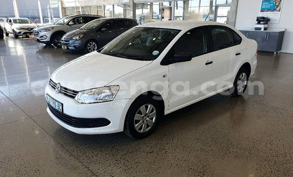 Buy Used Volkswagen Polo White Car in Ezulwini in Hhohho Buy Used Volkswagen Polo White Car in Ezulwini in Hhohho