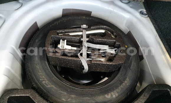 Buy Used Volkswagen Polo White Car in Ezulwini in Hhohho Buy Used Volkswagen Polo White Car in Ezulwini in Hhohho