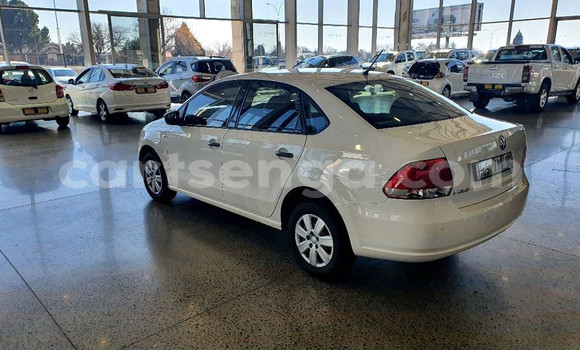 Buy Used Volkswagen Polo White Car in Ezulwini in Hhohho Buy Used Volkswagen Polo White Car in Ezulwini in Hhohho